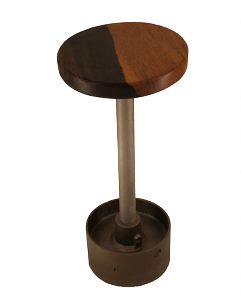 spindelhocker mit ebenholz sitzfläche und transmissionsrad